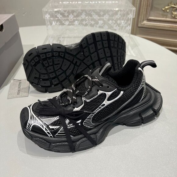 Balenciaga 3XL Sneaker - Picture 1 of 9